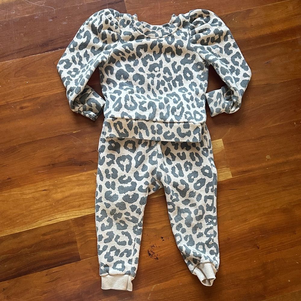Leopard Print Kids Pajama Set - Cream and Gray